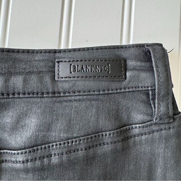 BlankNYC Women's Spartacus Black Coated Denim Mini Skirt - Size24 - Picture 3 of 5